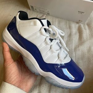 Womens Air Jordan 11 Retro Low